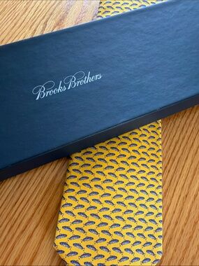 Brooks Brothers Yellow Fish Pattern Silk Tie